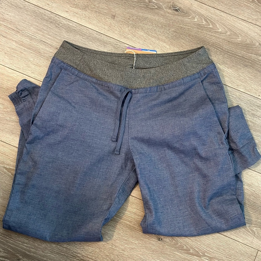 ⭐️Patagonia Pants⭐️